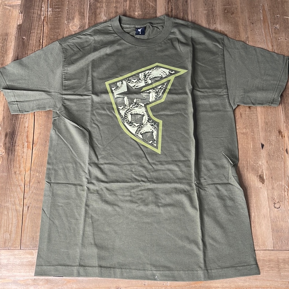 Vintage Famous Stars & Straps Shirt 2003
